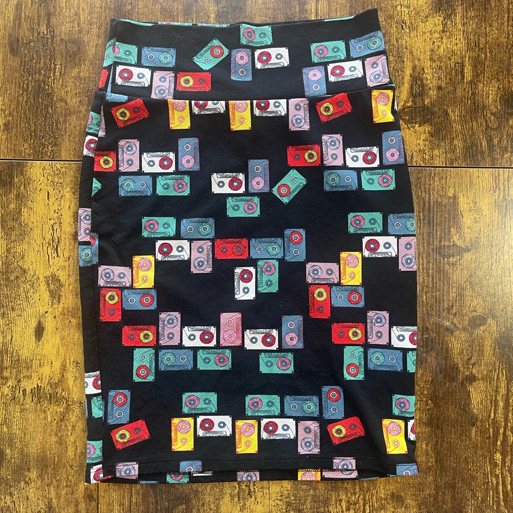 LuLaRoe Cassie Colorful Casettes Pencil Skirt Knee-Length Stretchy